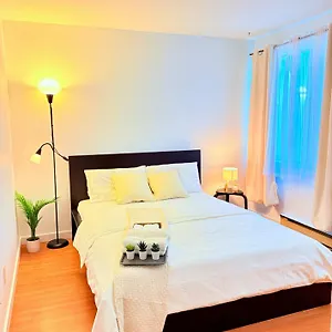 Private In The Heart Of The , Vancouver Canada