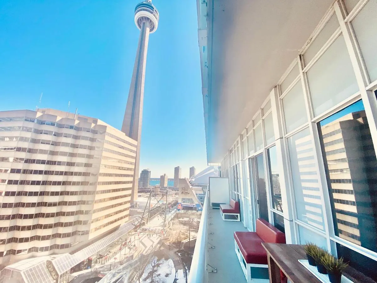Downtown Toronto Cn Tower Suites